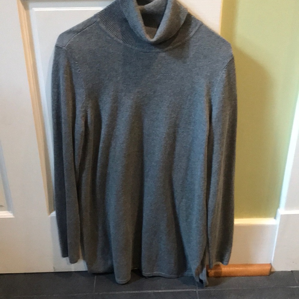 gray turtle neck